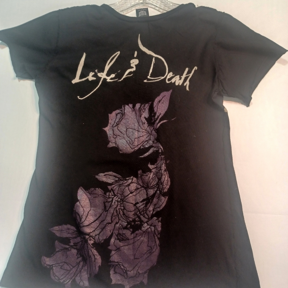 Beautiful Black Tee with Purple and White Design - Picture 6 of 7
